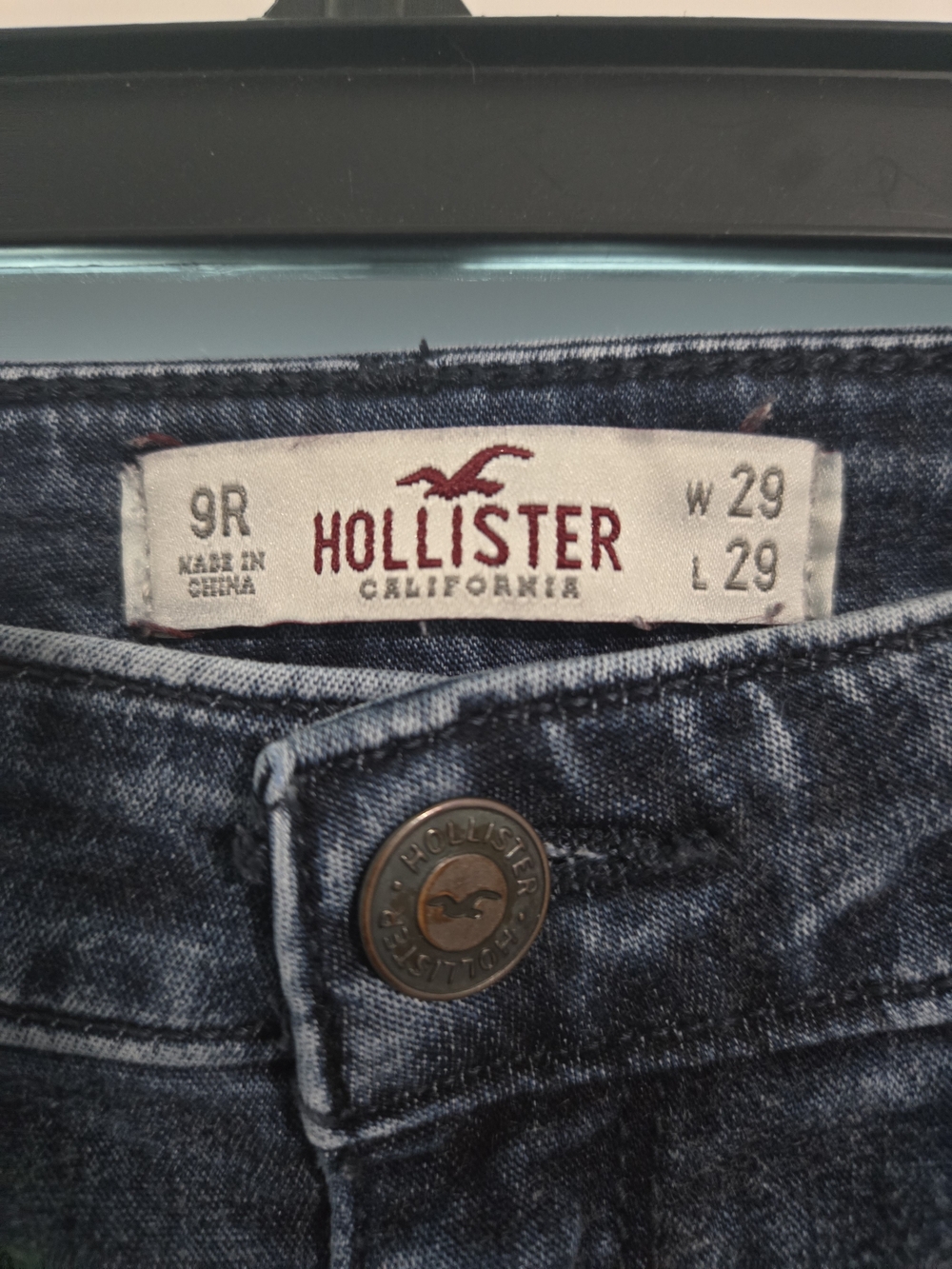 Hollister Women’s Dark Blue Denim Jeans - W29 L29